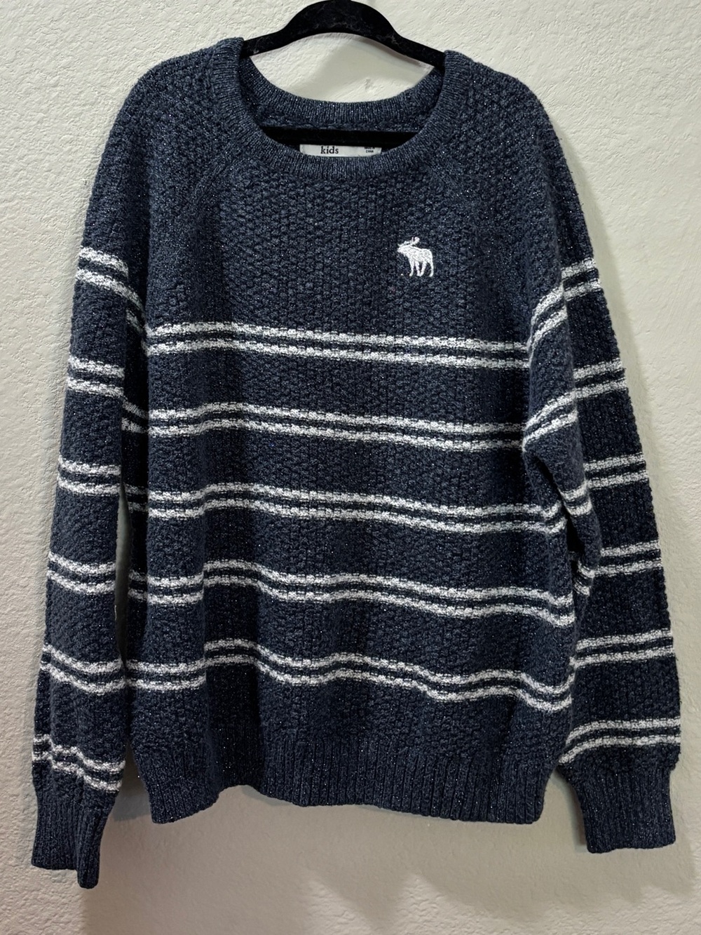 Abercrombie Kids Striped Blue Gray Crewneck Sweater Size 9/10